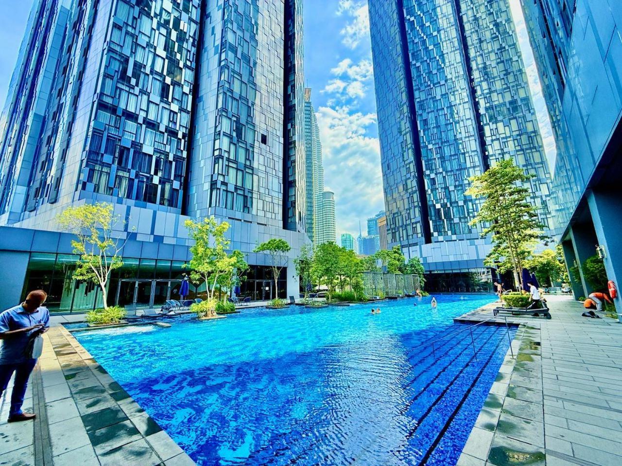Star Residence Klcc By Sky Pool Kuala Lumpur Bagian luar foto